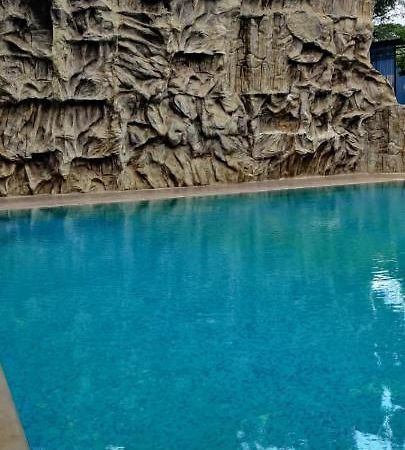 The Garden Asia Resort Bangalore Bagian luar foto