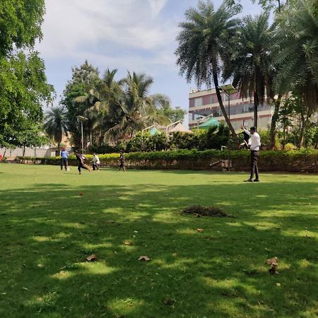 The Garden Asia Resort Bangalore Bagian luar foto