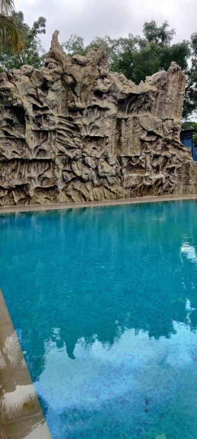 The Garden Asia Resort Bangalore Bagian luar foto