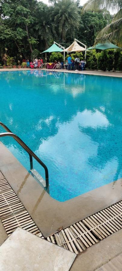 The Garden Asia Resort Bangalore Bagian luar foto