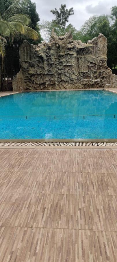 The Garden Asia Resort Bangalore Bagian luar foto